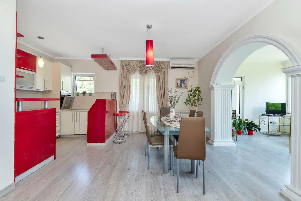 Apartments Vidikovac Inn كوتور المظهر الخارجي الصورة