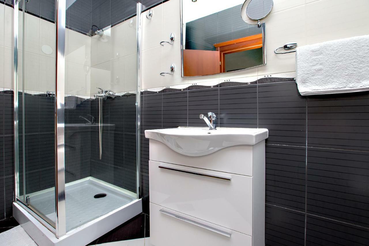 Apartments Vidikovac Inn كوتور المظهر الخارجي الصورة